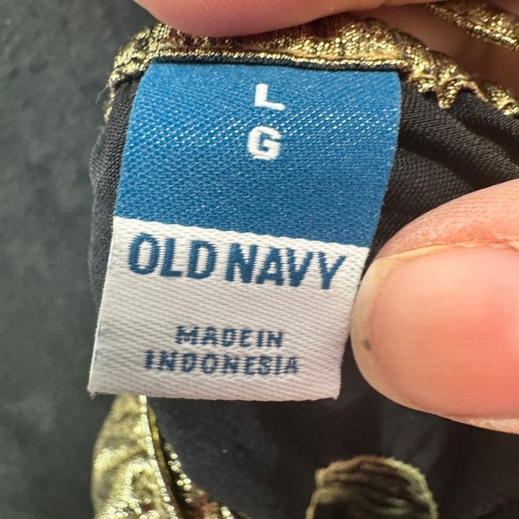 💎 Old Navy Satin Cami Shiny Top Gold - Picture 6 of 11